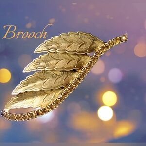 Gold Leaf w/ Yellow Topaz Rhinestones Brooch